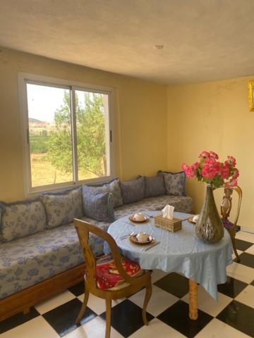 Gite Cedre Gouraud Hotel Азру Екстериор снимка